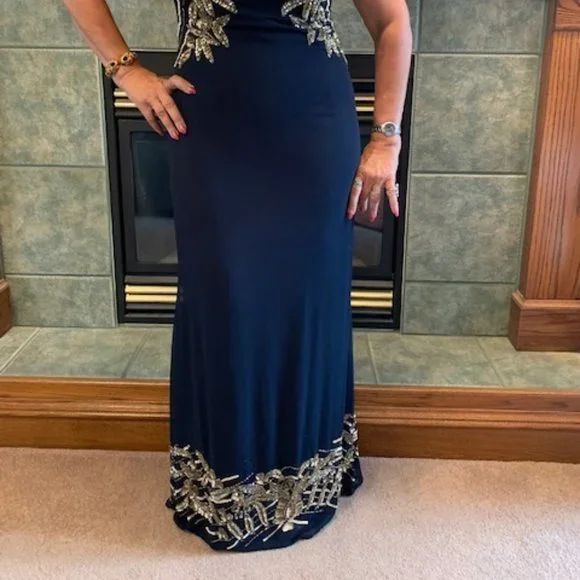 Beautiful Formal Navy Polyester - Picture 2 of 4